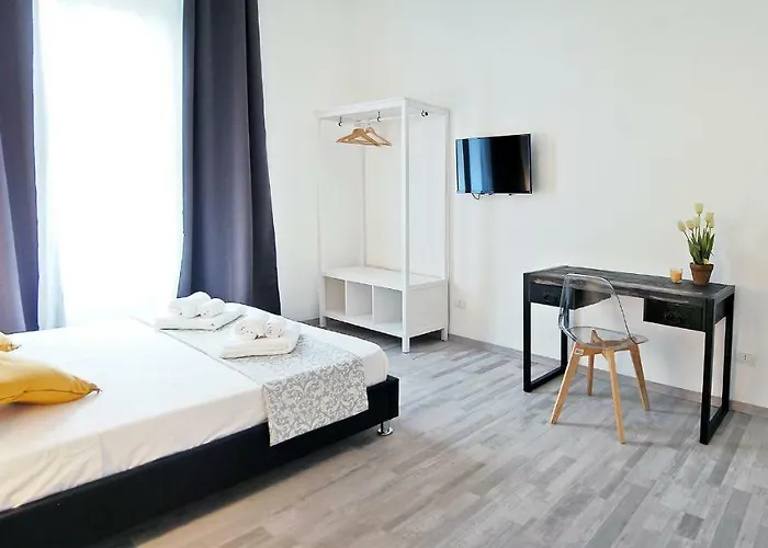 Pompeo Magno White Luxury Apartament *