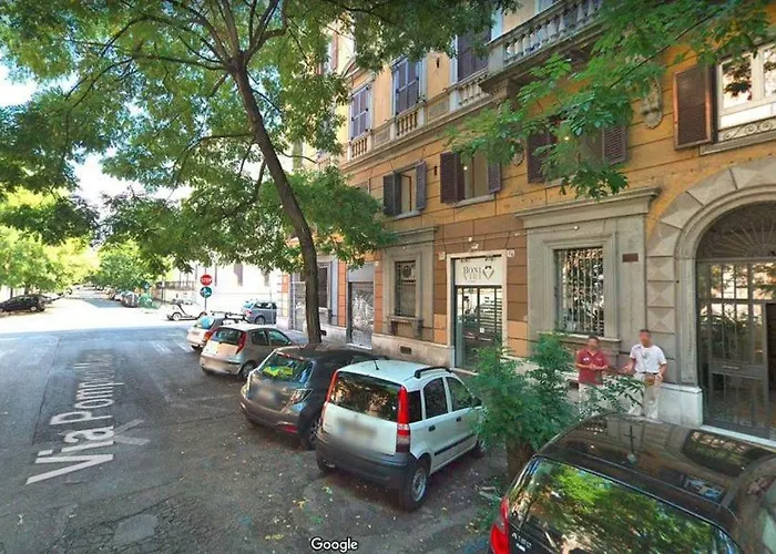 Pompeo Magno White Luxury Apartament